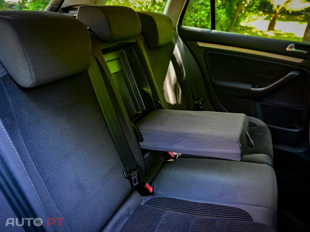 Volkswagen Golf Variant 2.0 TDi Confortline
