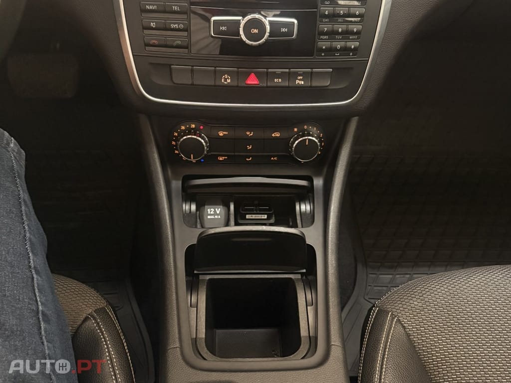 Mercedes-Benz CLA 200 CDI 7G-DCT Urban