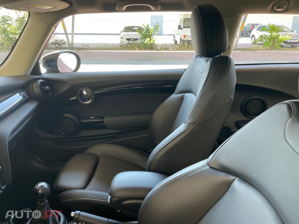 MINI Cooper Outro