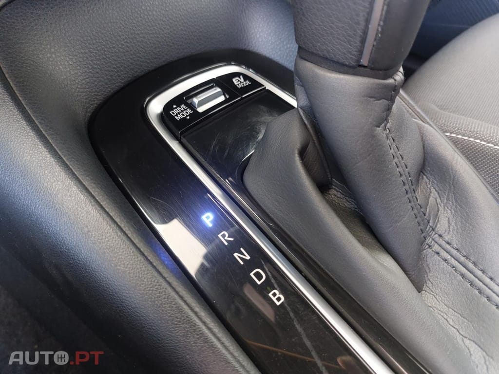 Toyota Corolla Touring Sports 1.8 Hybrid Comfort+P.Sport