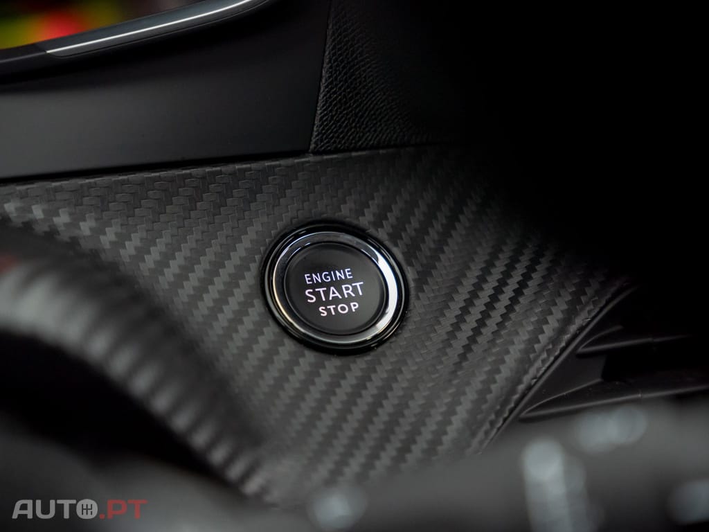 Peugeot E-208 50 kWh Active