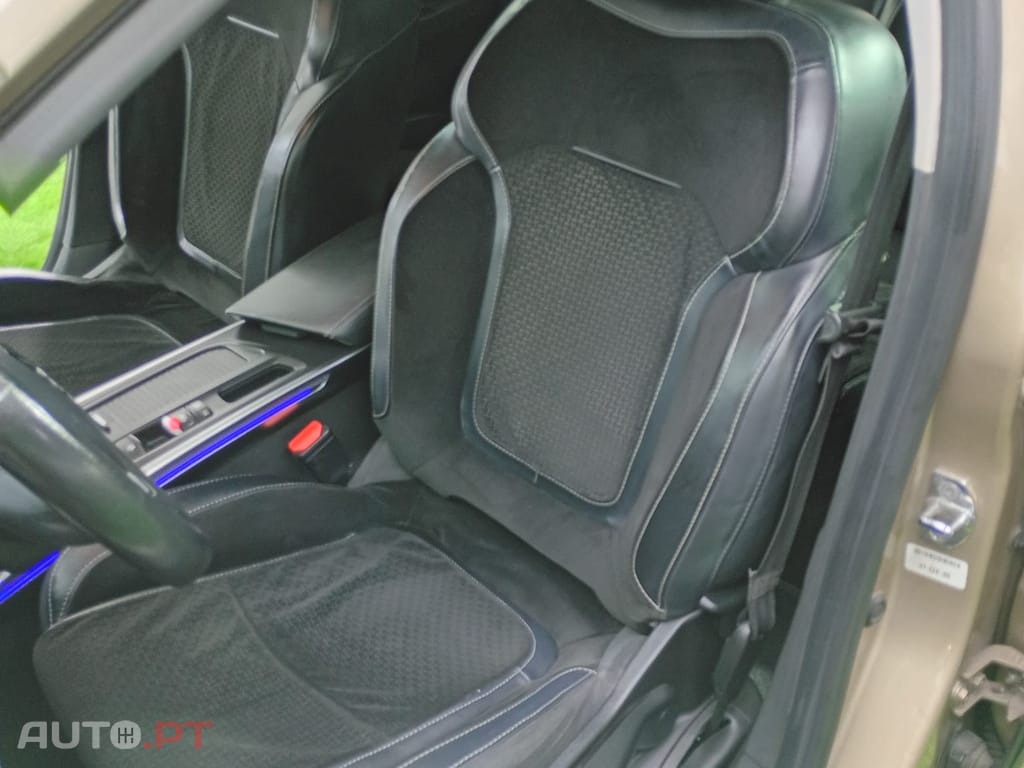 Renault Clio Outro