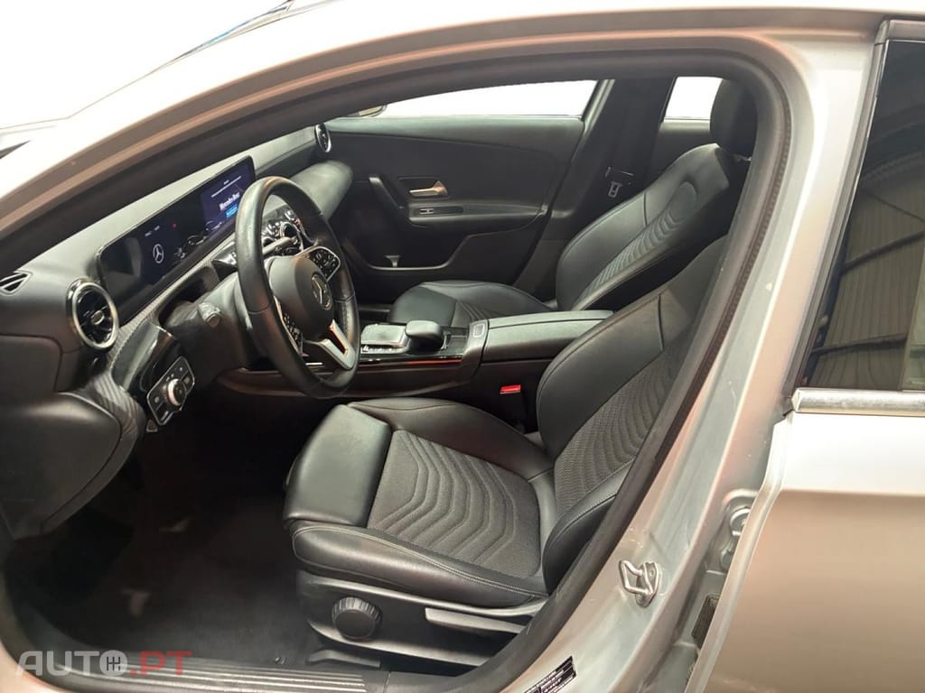 Mercedes-Benz A 250 e Style Line 8G-DCT