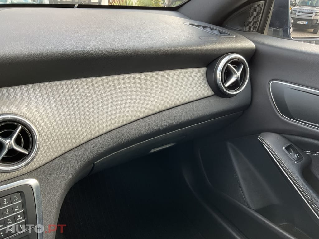 Mercedes-Benz CLA 180 d Urban