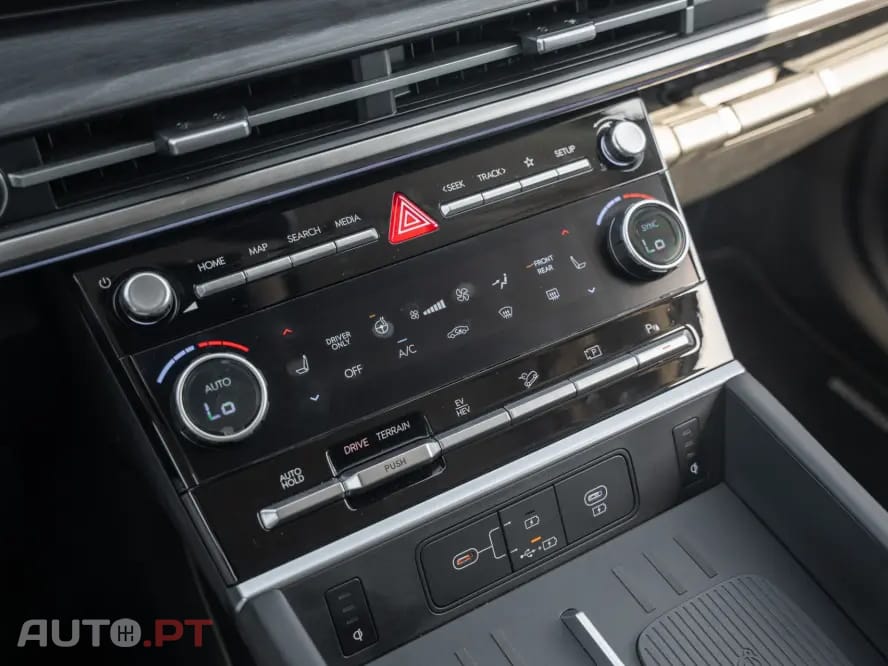 Hyundai Santa Fe 1.6 Plugin-Hybrid 4WD 7L Signature