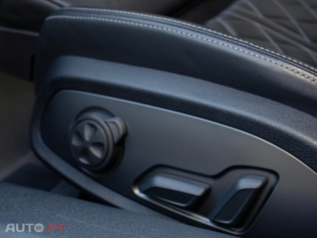 Audi TTS 2.0 TFSi quattro S Tronic