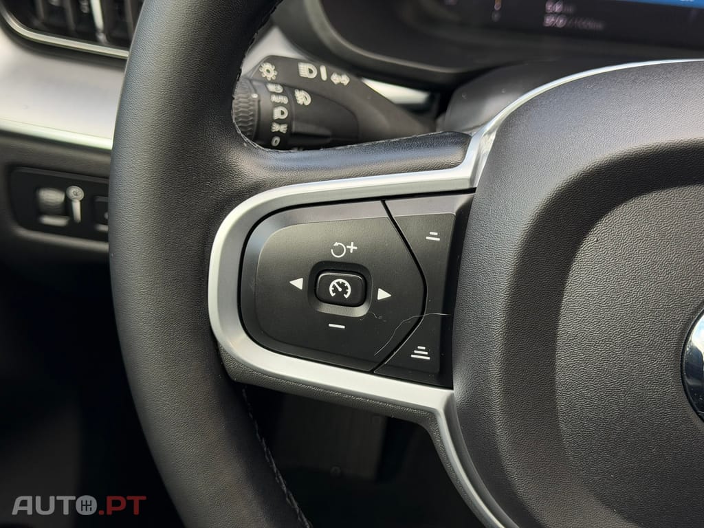 Volvo XC60 2.0 T6 PHEV Inscription Expression AWD