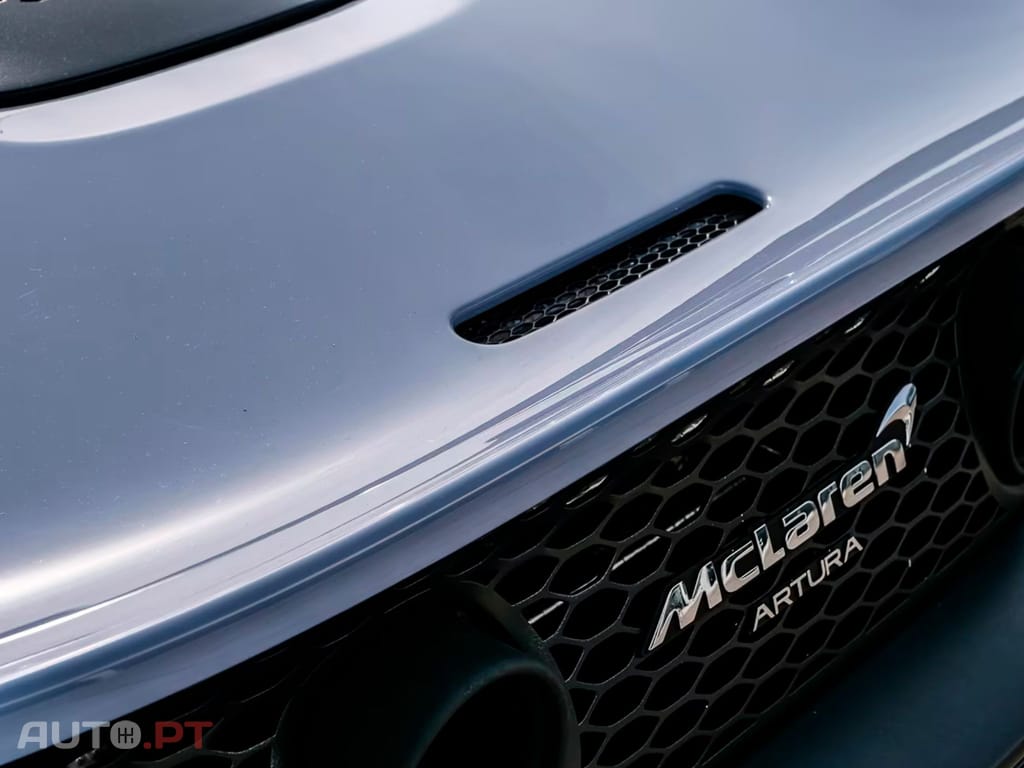 McLaren Artura I.V.A DEDUTIVEL 