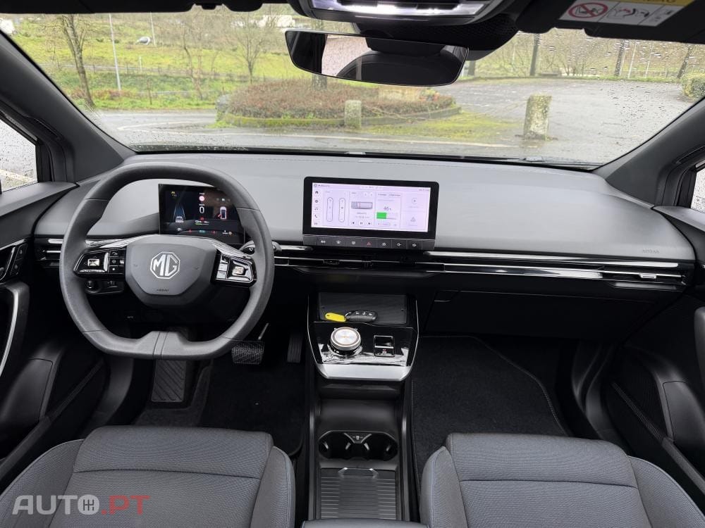 MG MG4 51 kWh Standard