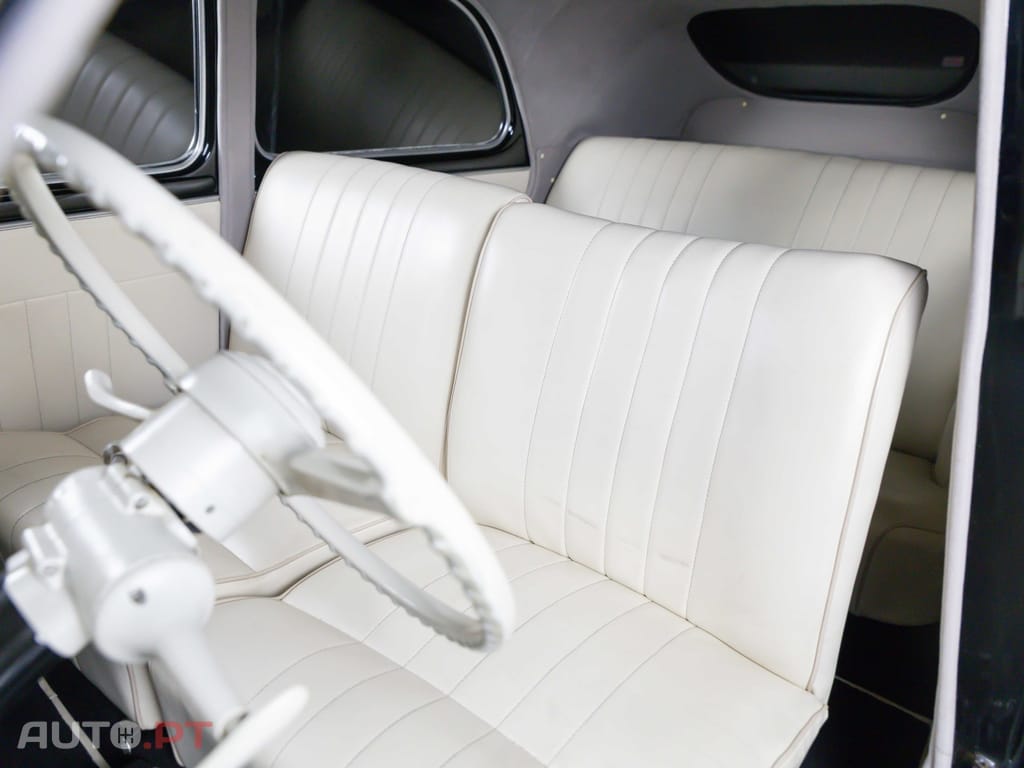 Peugeot 203 A