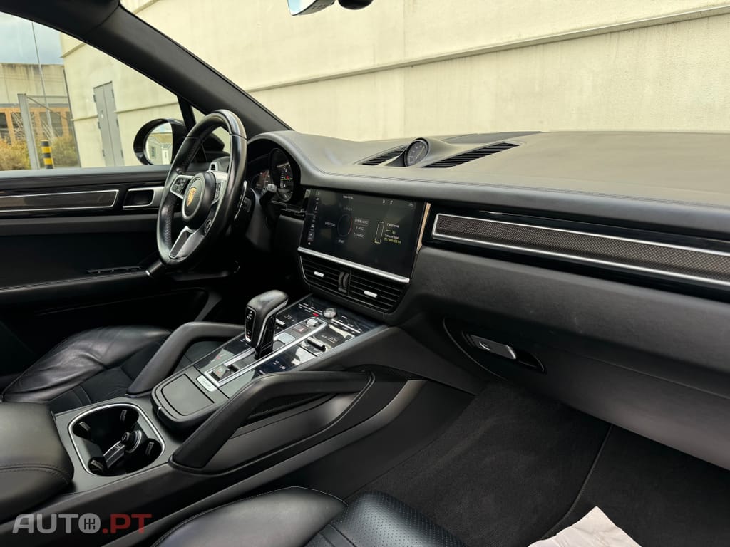 Porsche Cayenne E-Hybrid Tiptronic S