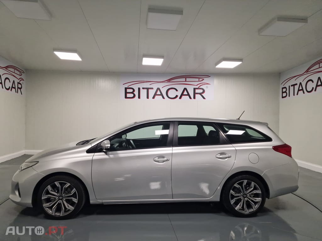 Toyota Auris Touring Sports 1.4 D-4D Active+AC