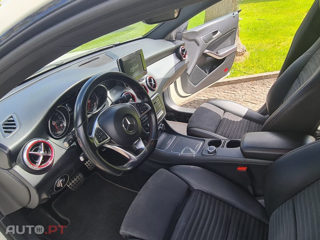 Mercedes-Benz CLA 220 d Shooting Brake AMG Line Aut.