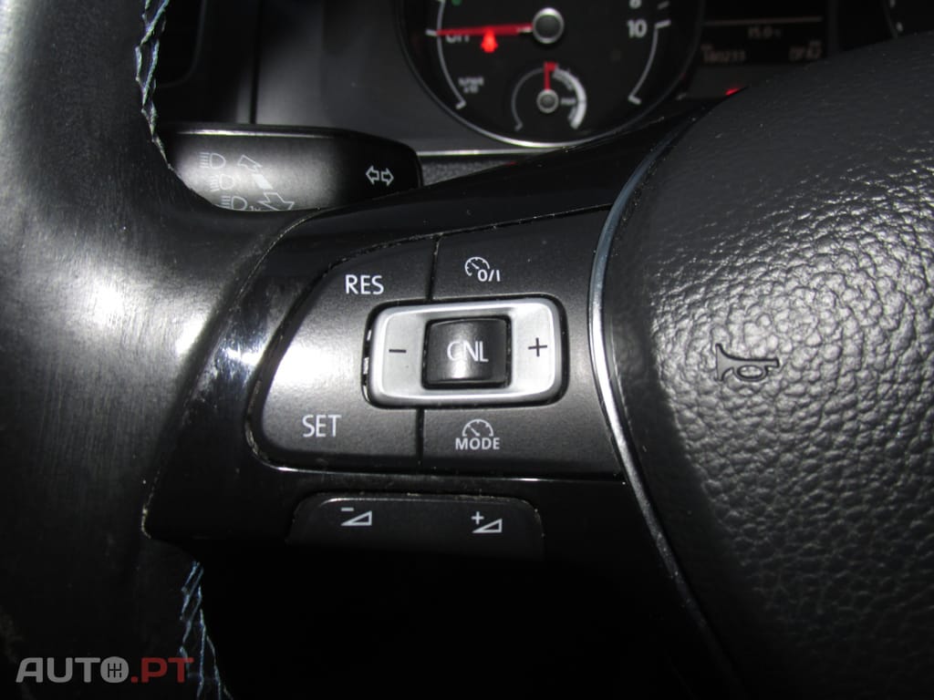 Volkswagen e-Golf AC/DC
