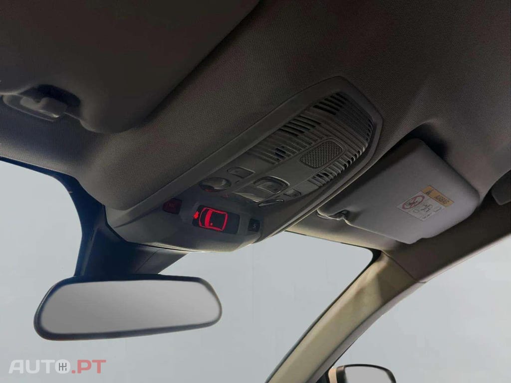 Peugeot 3008 1.2i Executive