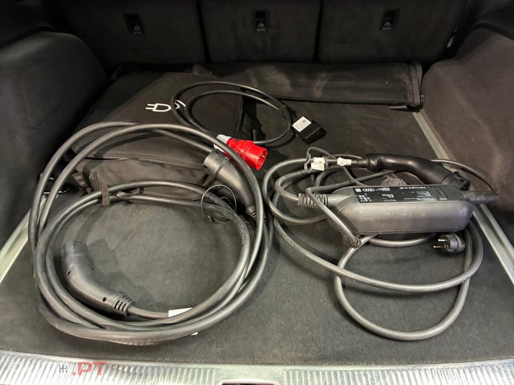 Audi Q7 55 TFSIe quattro Tiptronic