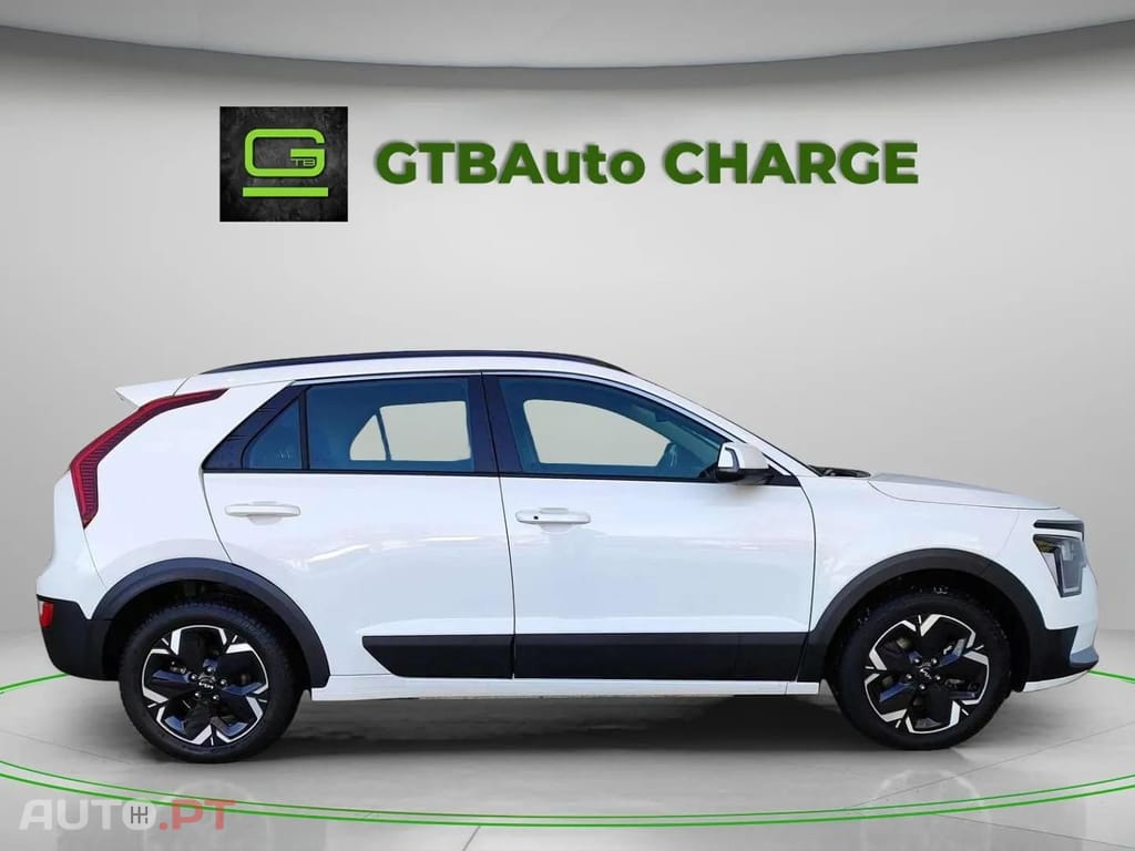 Kia Niro EV 64 kWh I.V.A DEDUTÍVEL 