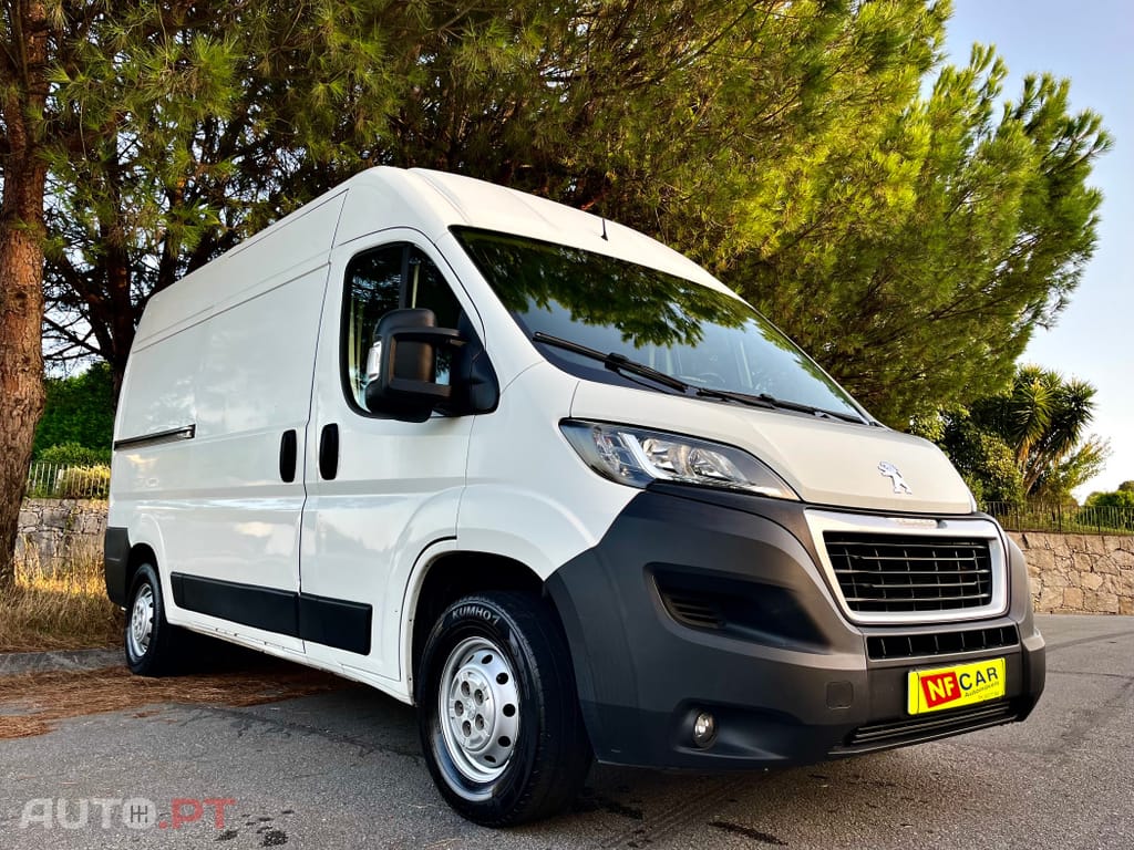 Peugeot Boxer Seminova
