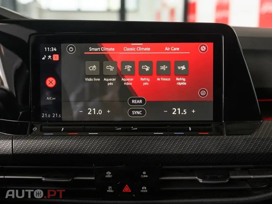 Volkswagen Golf 1.5 eTSI R-Line DSG