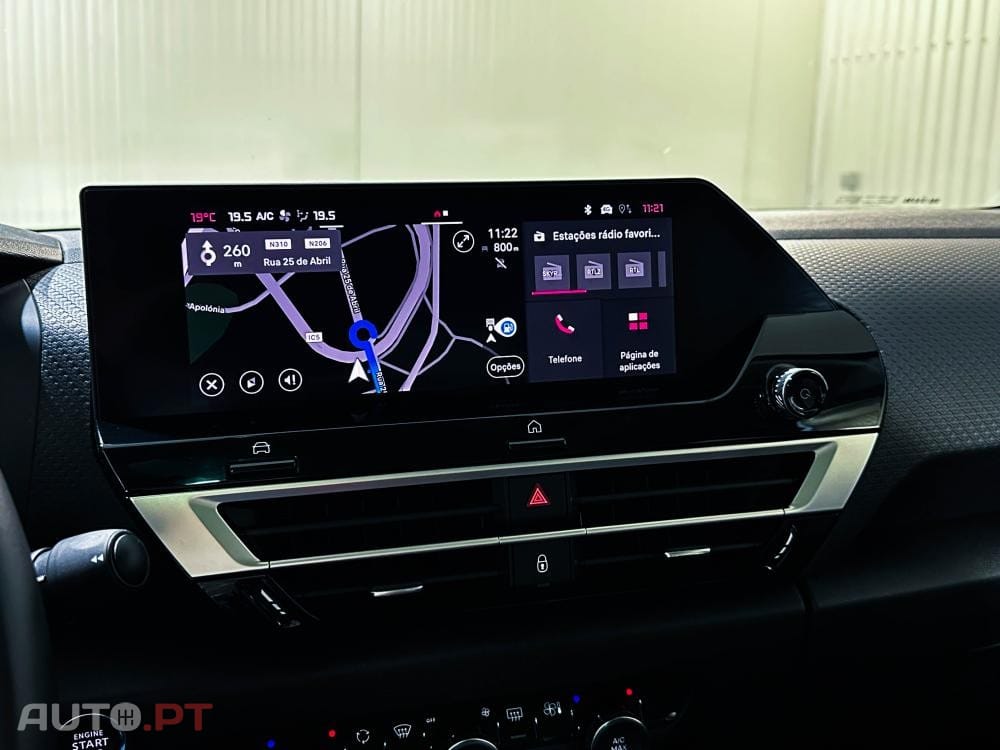 Citroen C4 PureTech 130 Stop&Start EAT8 SHINE