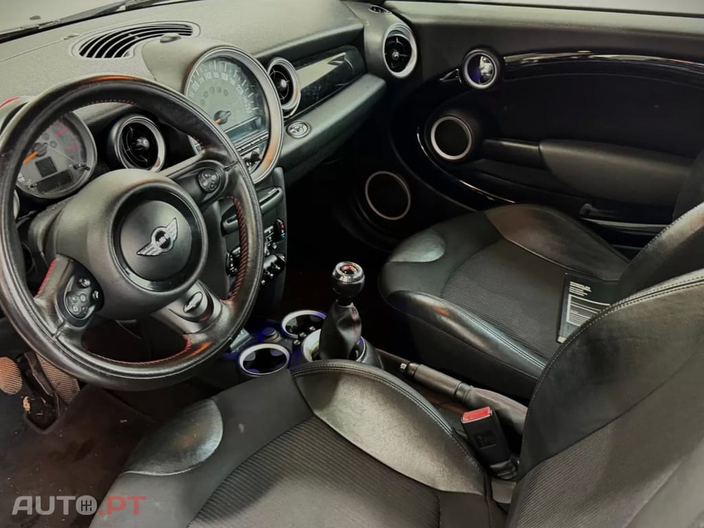 MINI Cabrio Cooper D