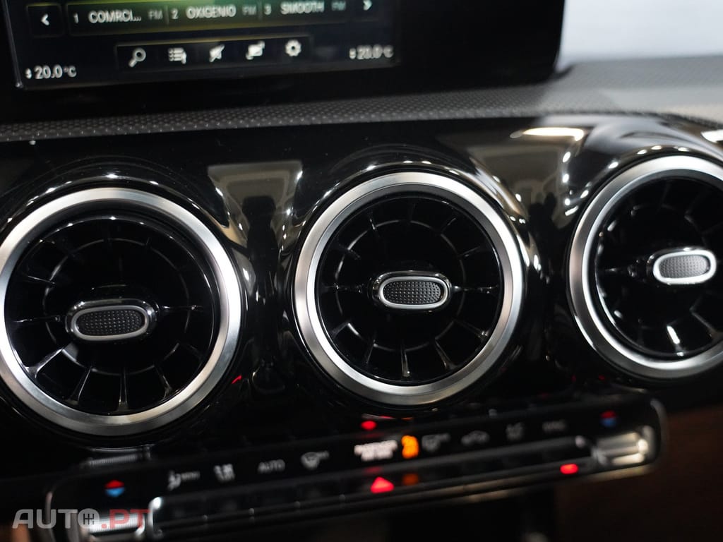 Mercedes-Benz A 180 d AMG Line