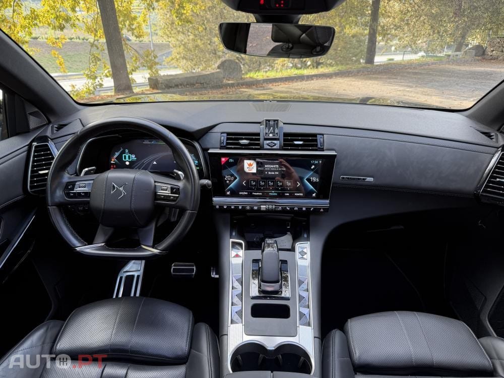 DS DS7 Crossback E-Tense Performance Line+ EAT8
