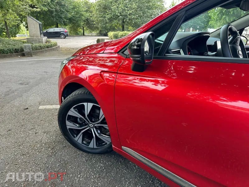 Renault Clio 1.0 TCe Exclusive CVT