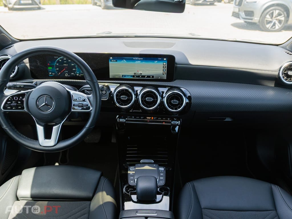 Mercedes-Benz CLA 250 e Style Plus