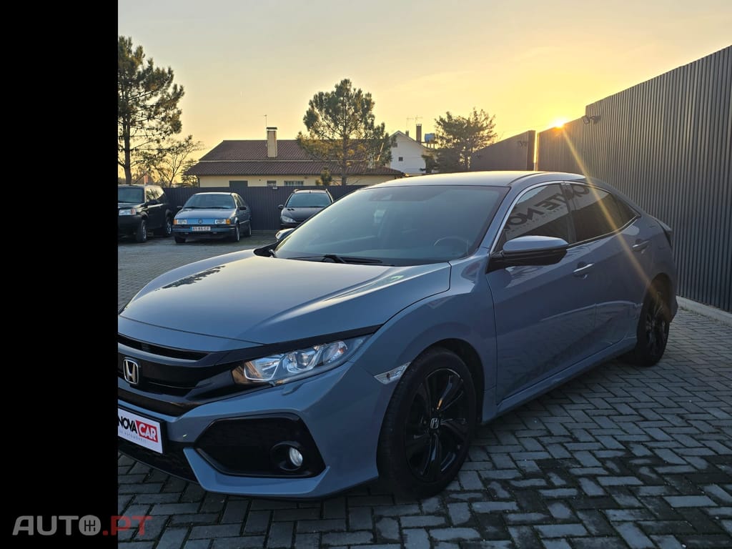Honda Civic 1.0 ELEGANCE NAV