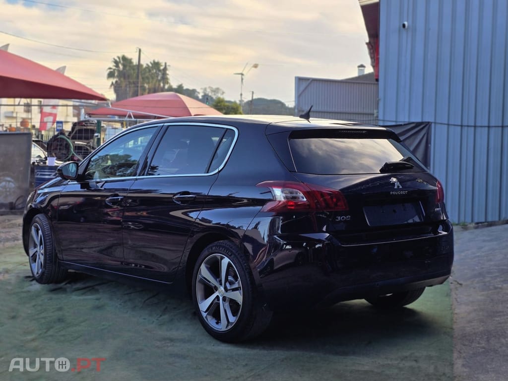 Peugeot 308 2.0 BlueHDi Allure J18