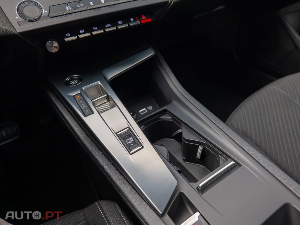 Peugeot 308 1.6 Hybrid Allure e-EAT8