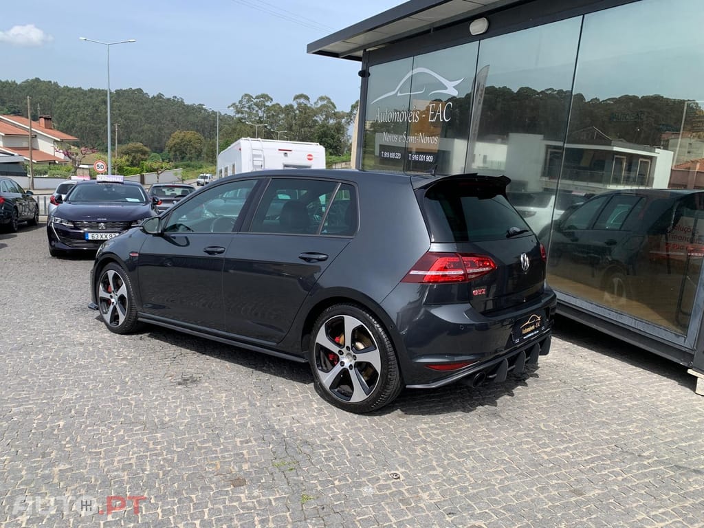 Volkswagen Golf 2.0 TSi GTi DSG Performance