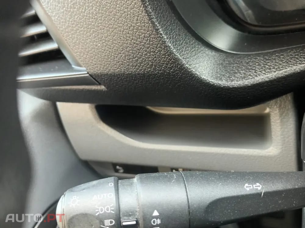 Peugeot Expert Outro