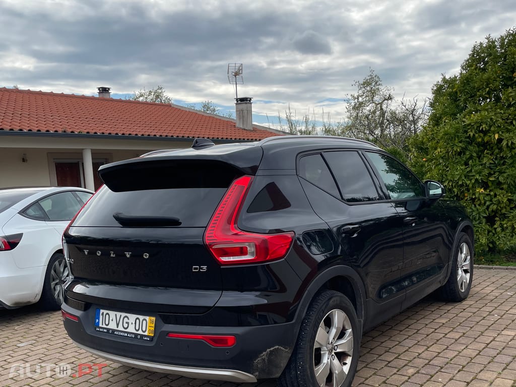 Volvo XC40 Momentum  Geartronic