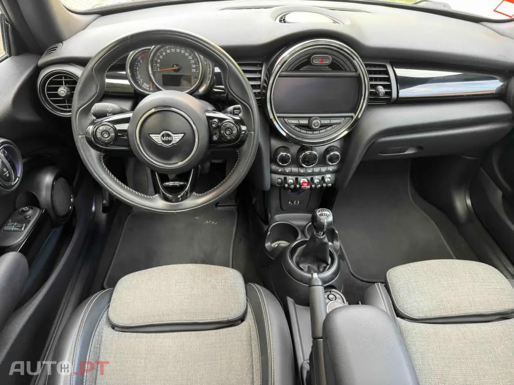 MINI Cooper Cooper S
