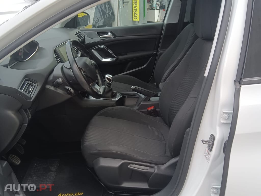 Peugeot 308 1.6 BlueHDi Active