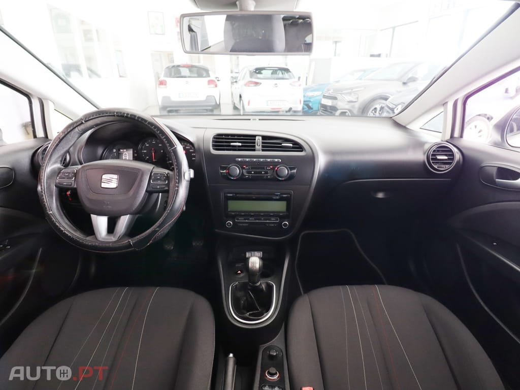 Seat Leon 1.6 TDI DPF Ecomotive Style