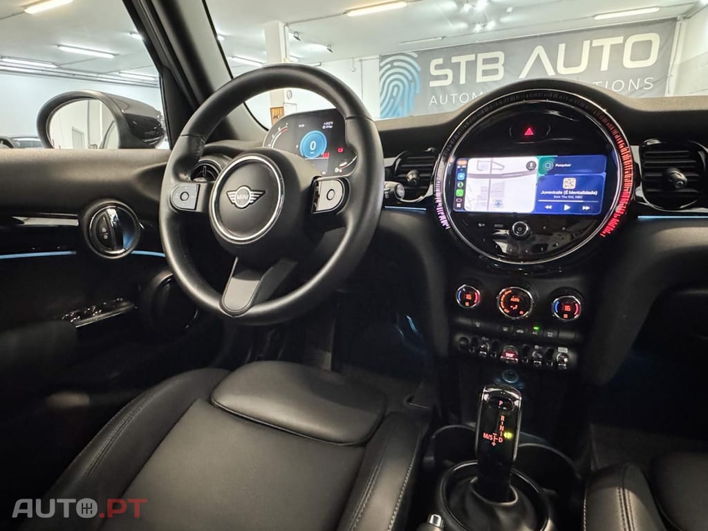 MINI Cooper Cooper Auto