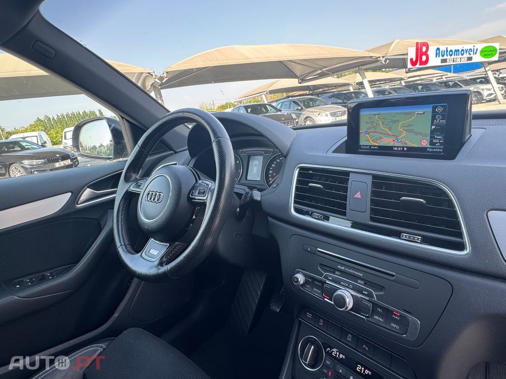 Audi Q3 2.0 TDI S-line