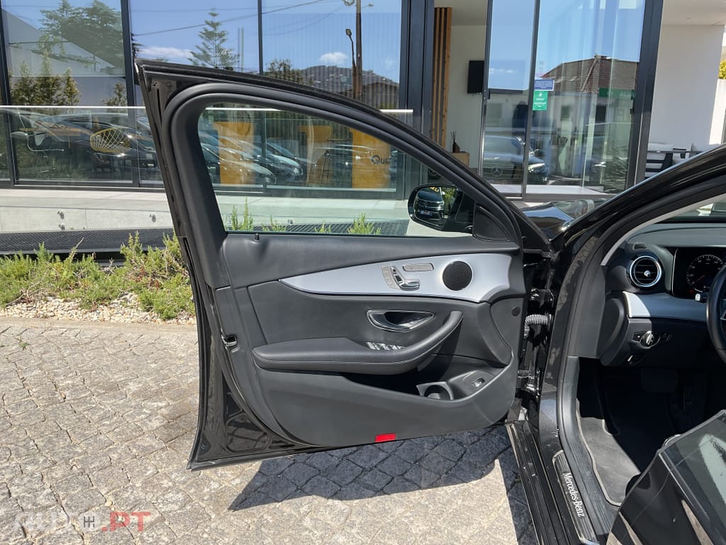 Mercedes-Benz E 300 de Avantgarde