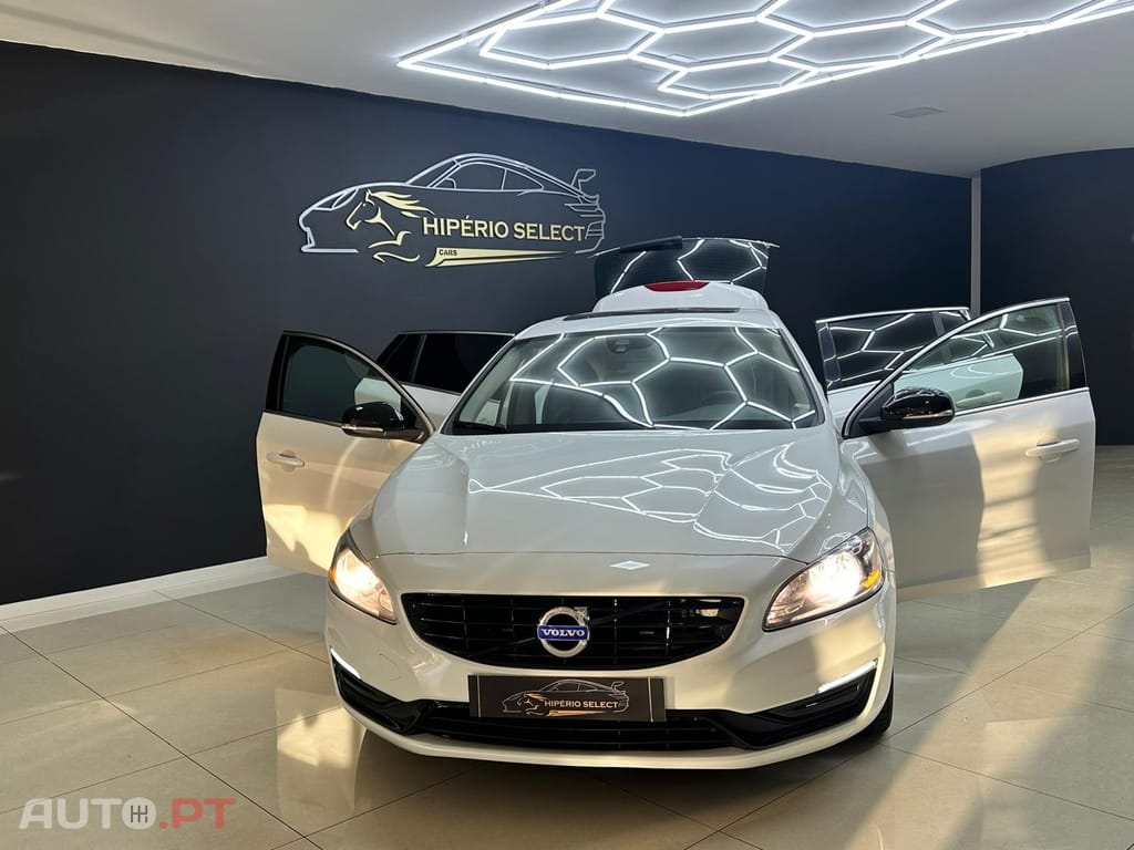 Volvo V60 2.0 D4 Momentum Eco