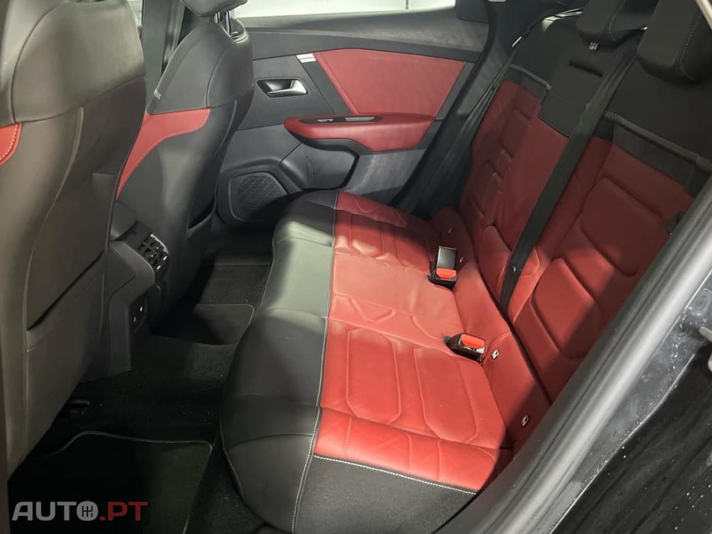 Citroen C4 1.2 PureTech Shine EAT8