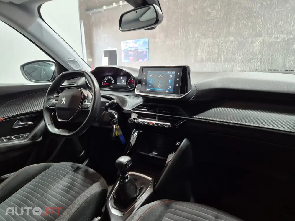 Peugeot 2008 1.5 BlueHDi Active