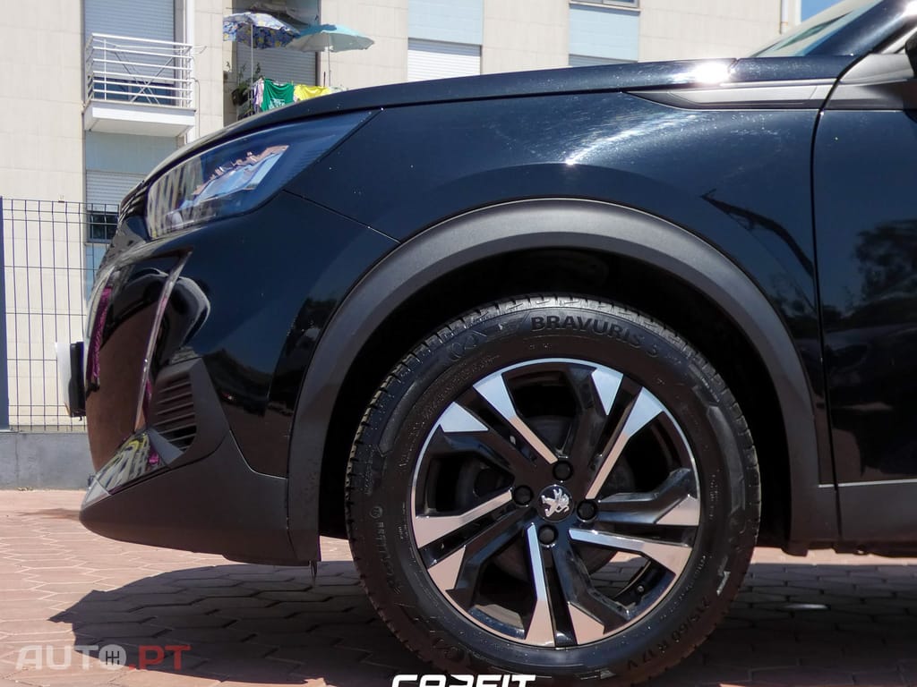 Peugeot 2008 1.2 PureTech Allure EAT6