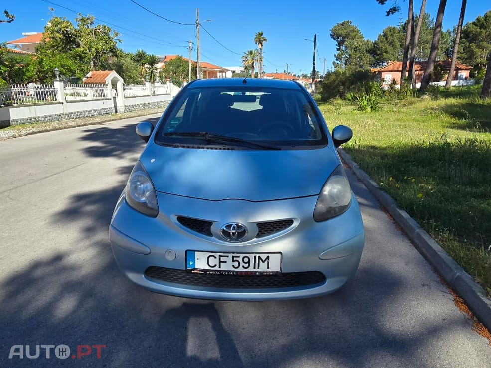 Toyota Aygo 1.0 VVT-i   IUC-19,90€
