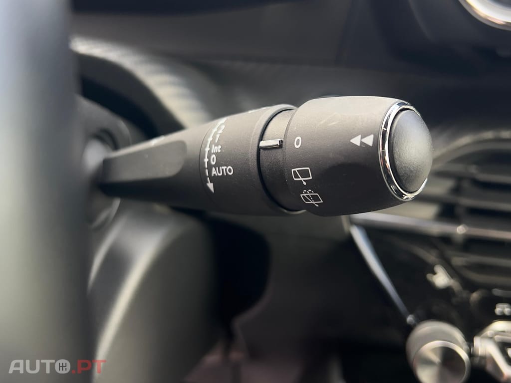 Peugeot E-208 50 kWh GT