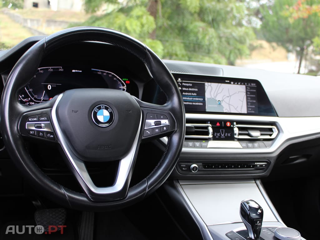 BMW 330 330e Hibrido Plug-In