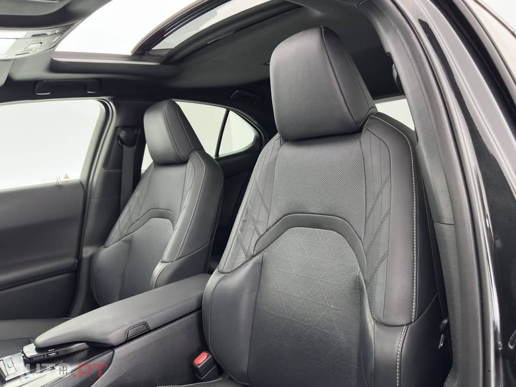 Lexus UX Luxury