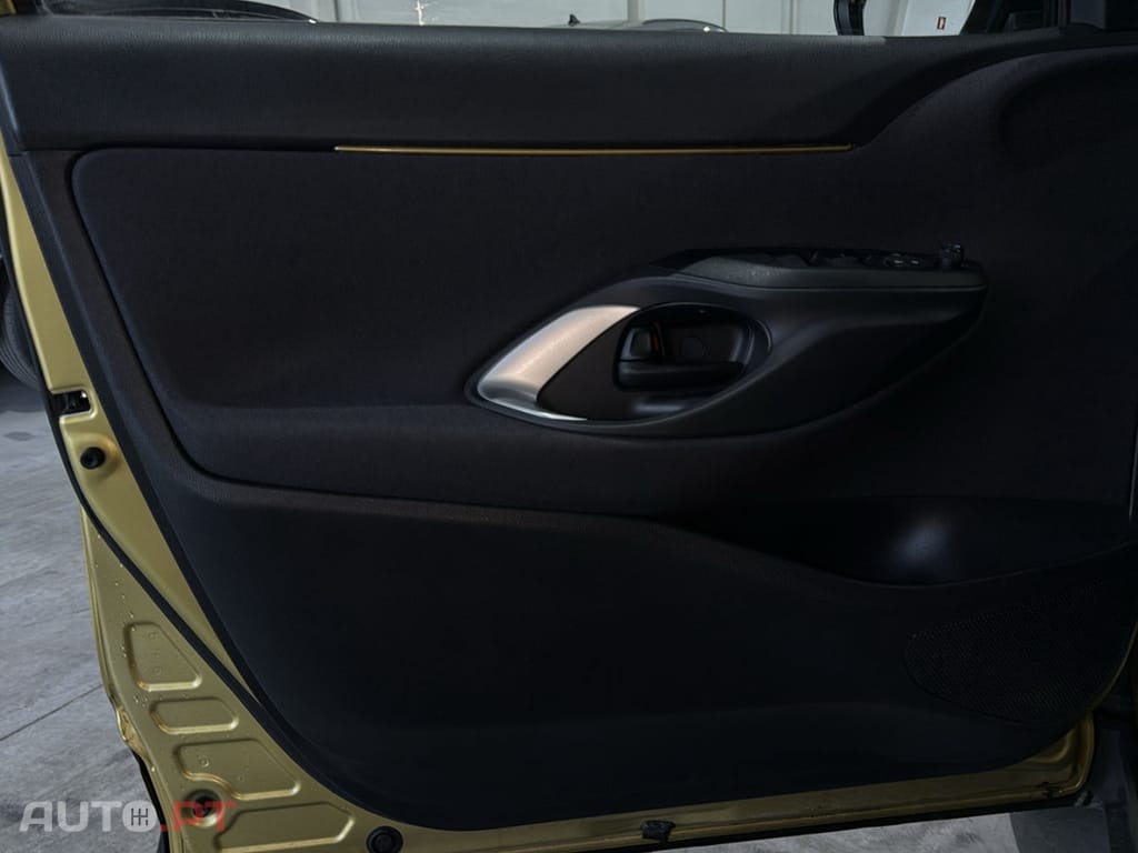 Toyota Yaris Cross 1.5 HDF Square Collection